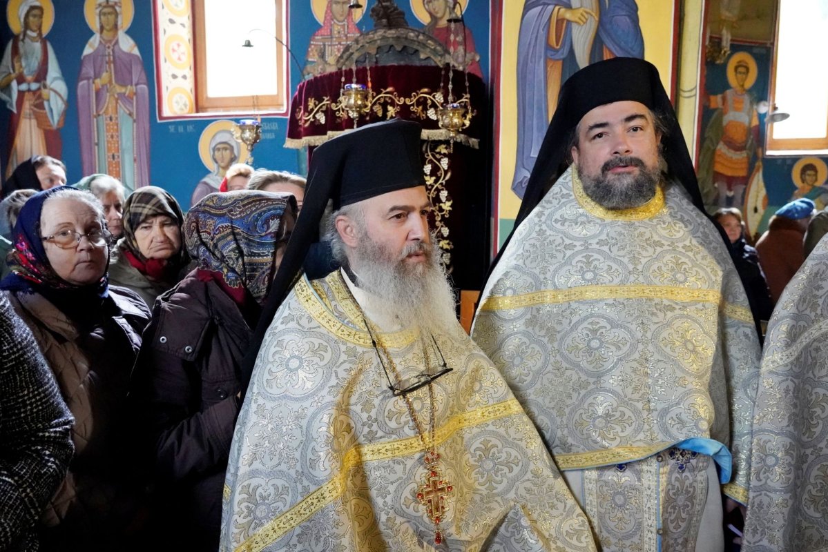 Sărbătoarea Sfinților Iosif și Chiriac, hramul Mănăstirii Bisericani 343105