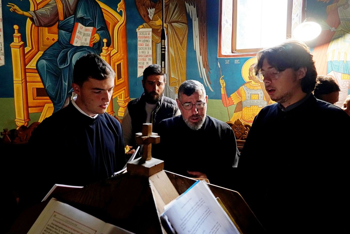 Sărbătoarea Sfinților Iosif și Chiriac, hramul Mănăstirii Bisericani 343109