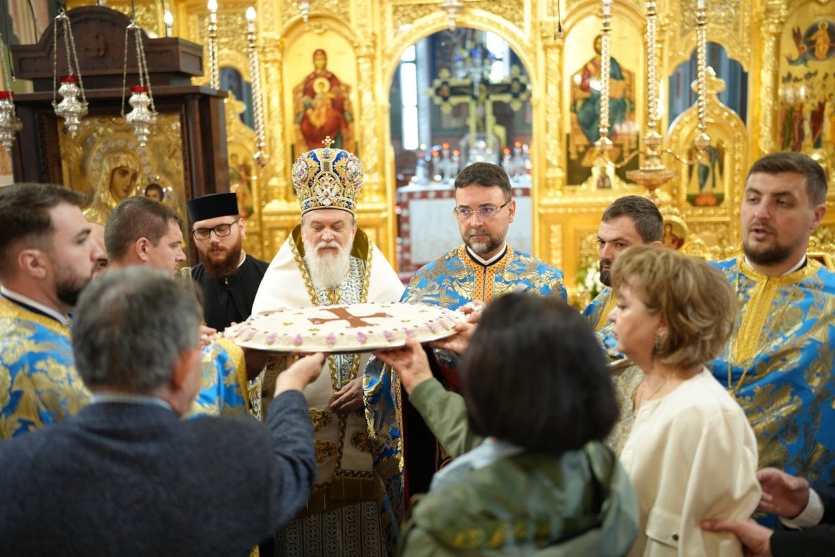 Hramul de toamnă al Catedralei Episcopale din Slobozia 343157