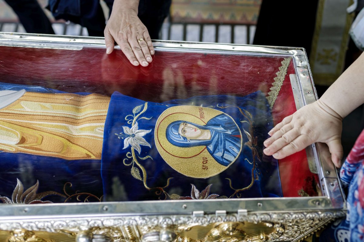 Sărbătoarea Sfintei Cuvioase Parascheva de la Iași: 8-15 octombrie 2025 343232