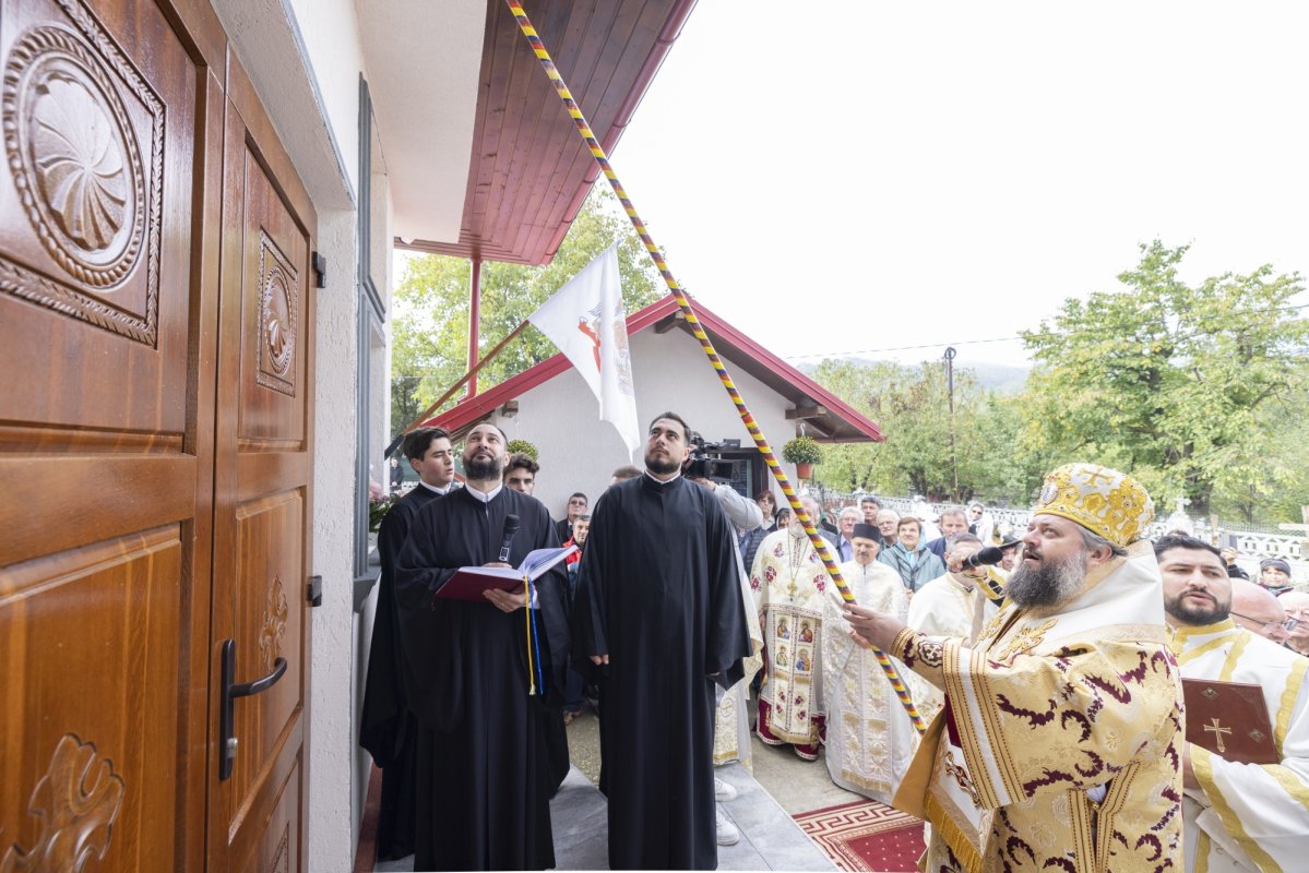 Moment de sărbătoare la Parohia Mireș din județul Prahova 343481