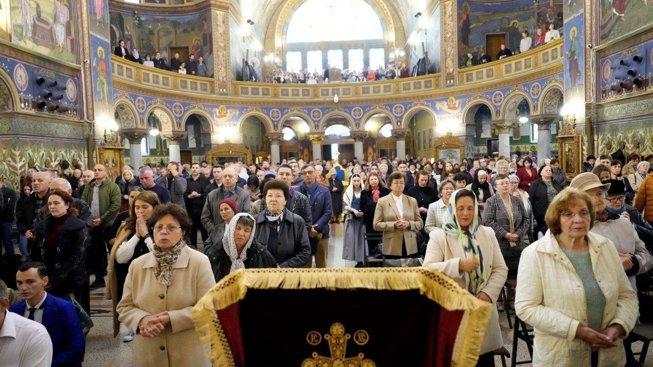 Liturghie arhierească în Catedrala Mitropolitană din Sibiu 343534