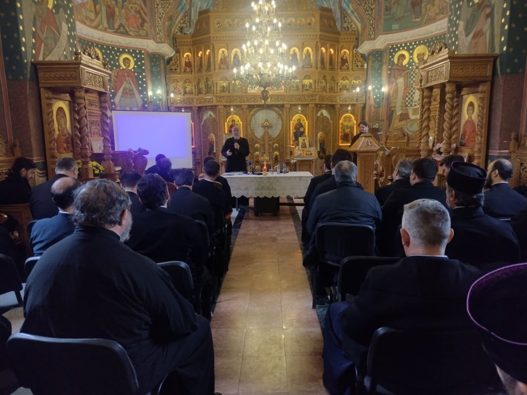 Ședință administrativă și conferință duhovnicească în Protoieria Sector 2 Capitală 343528