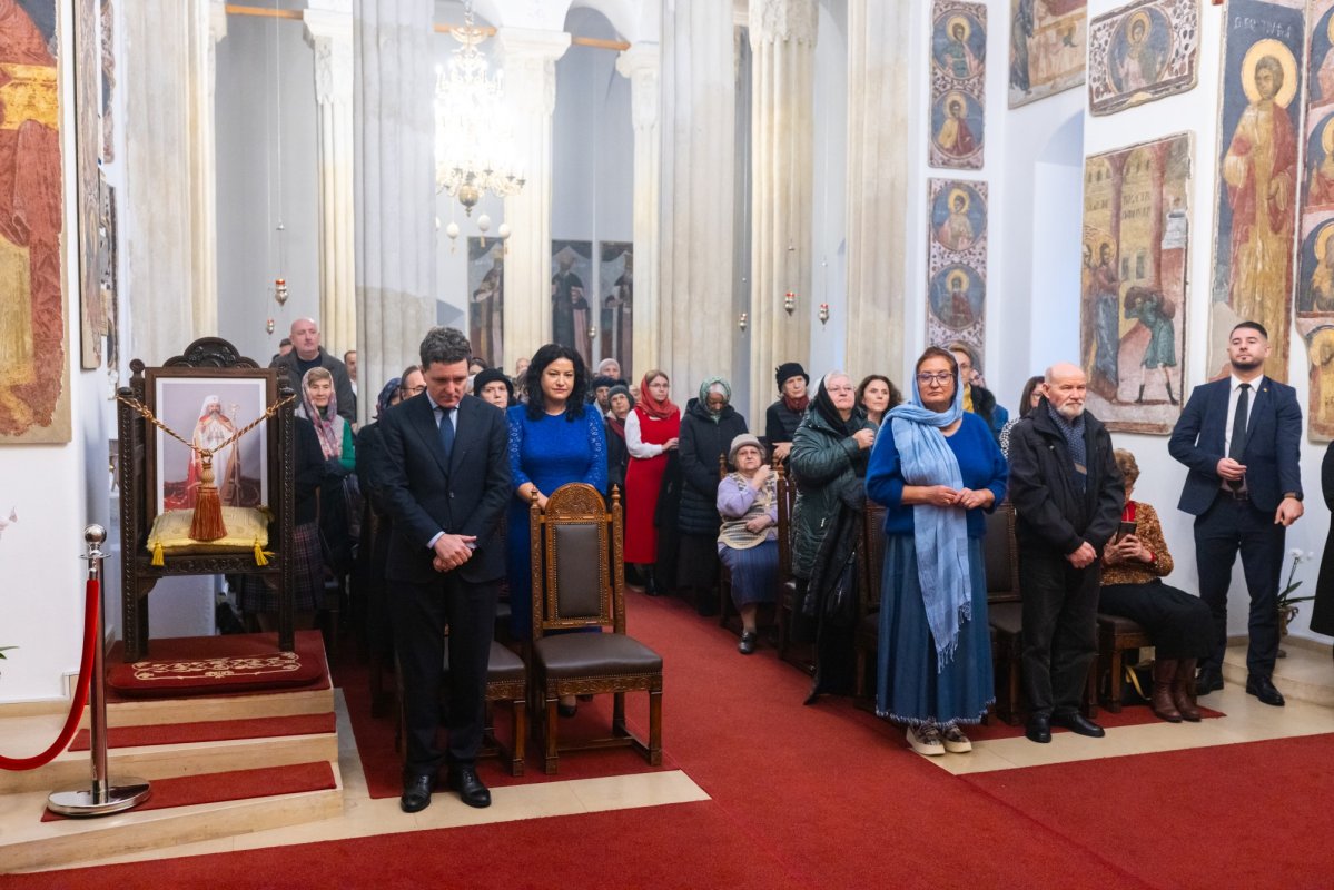 Biserica Palatului Cotroceni și-a cinstit ocrotitorii 343665