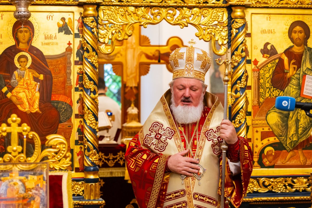 Biserica Palatului Cotroceni și-a cinstit ocrotitorii 343668