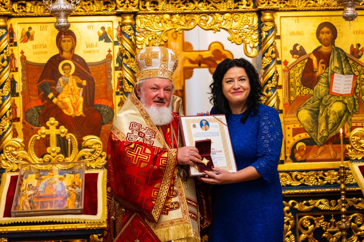 Biserica Palatului Cotroceni și-a cinstit ocrotitorii 343669