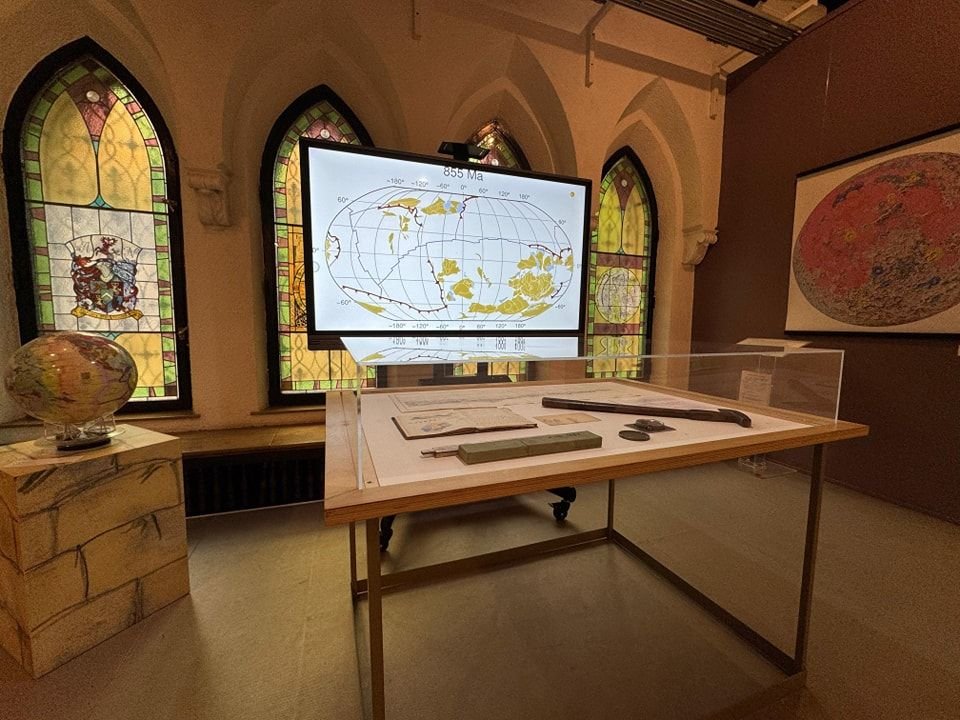 Descoperă lumea prin hărți 343581