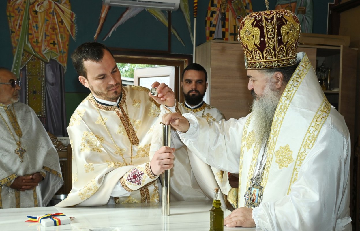 Sfântul Arsenie de la Prislop, ocrotitorul unei biserici din Giurgiu  343629