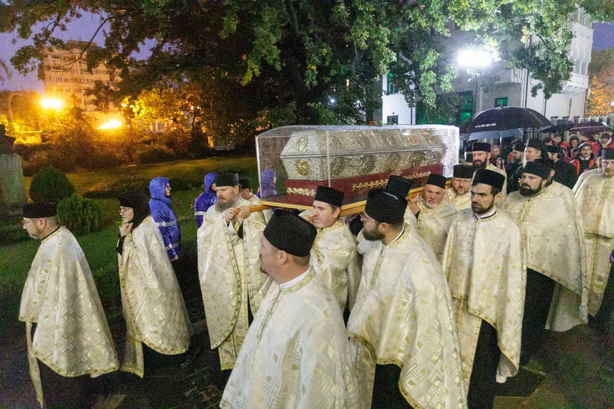 A început hramul Iașiului 343719