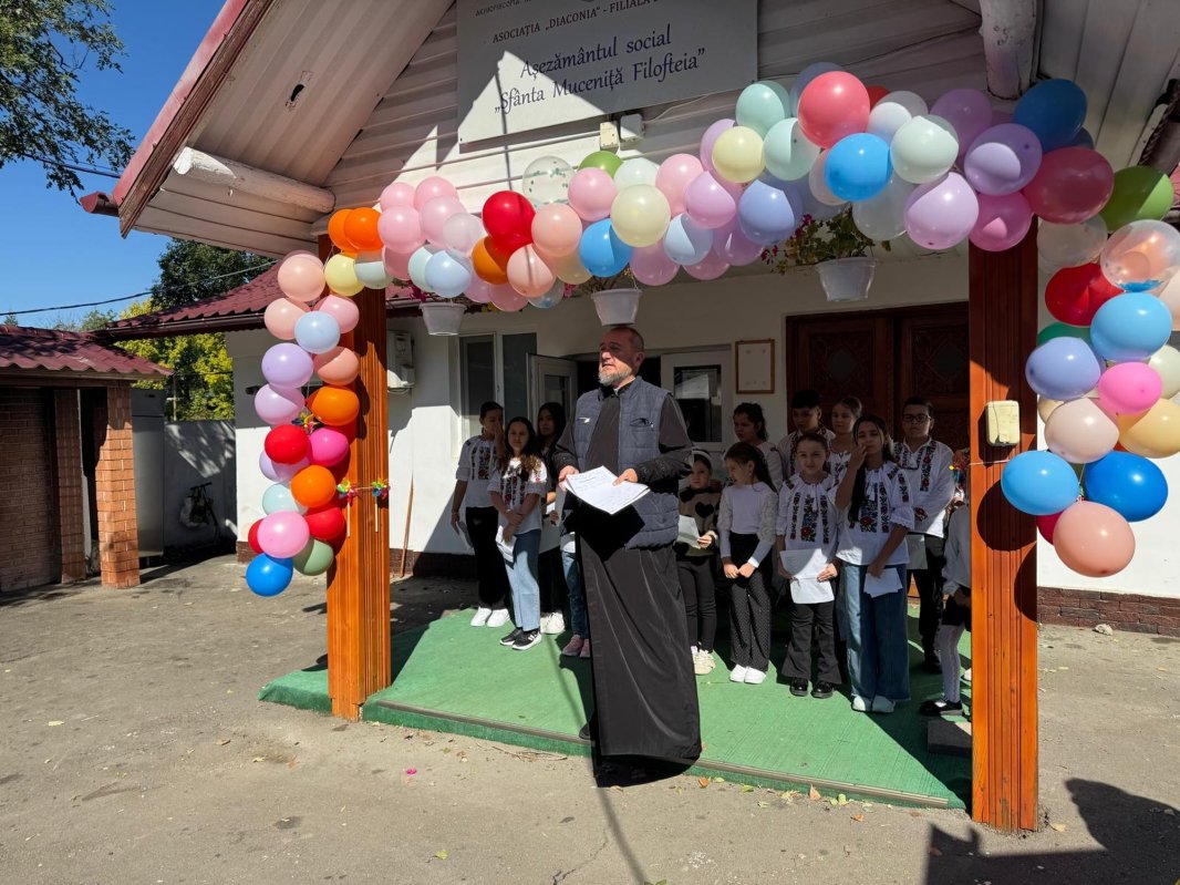 A treia ediție a serbării dedicate vârstnicilor la Cantina „Sfânta Filofteia” 343768