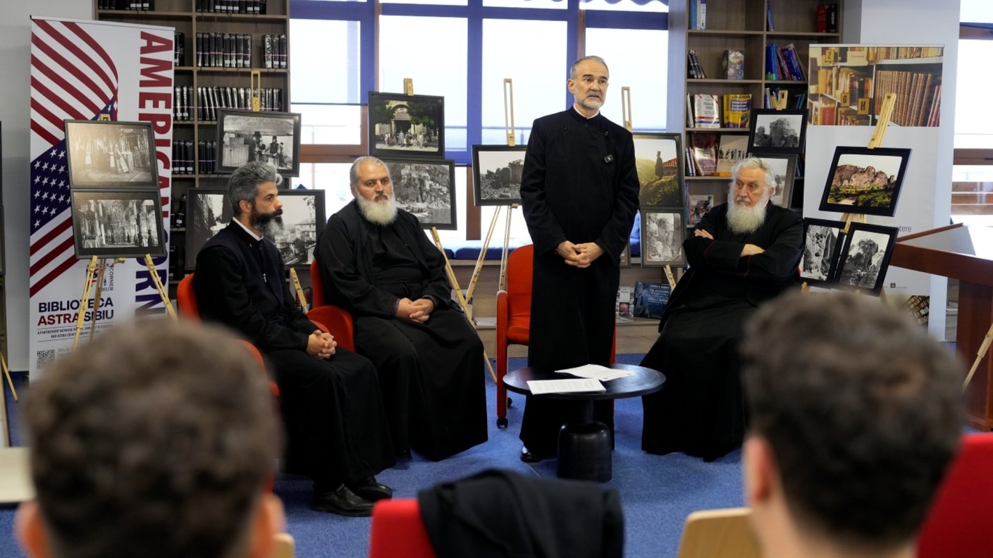 Expoziția „Sfântul Munte Athos şi Meteora acum 100 de ani”, la Biblioteca „Astra” din Sibiu 343738