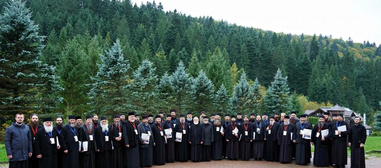 Cursuri pentru obținerea definitivatului pentru clericii monahi din Mitropolia Moldovei și Bucovinei 343833