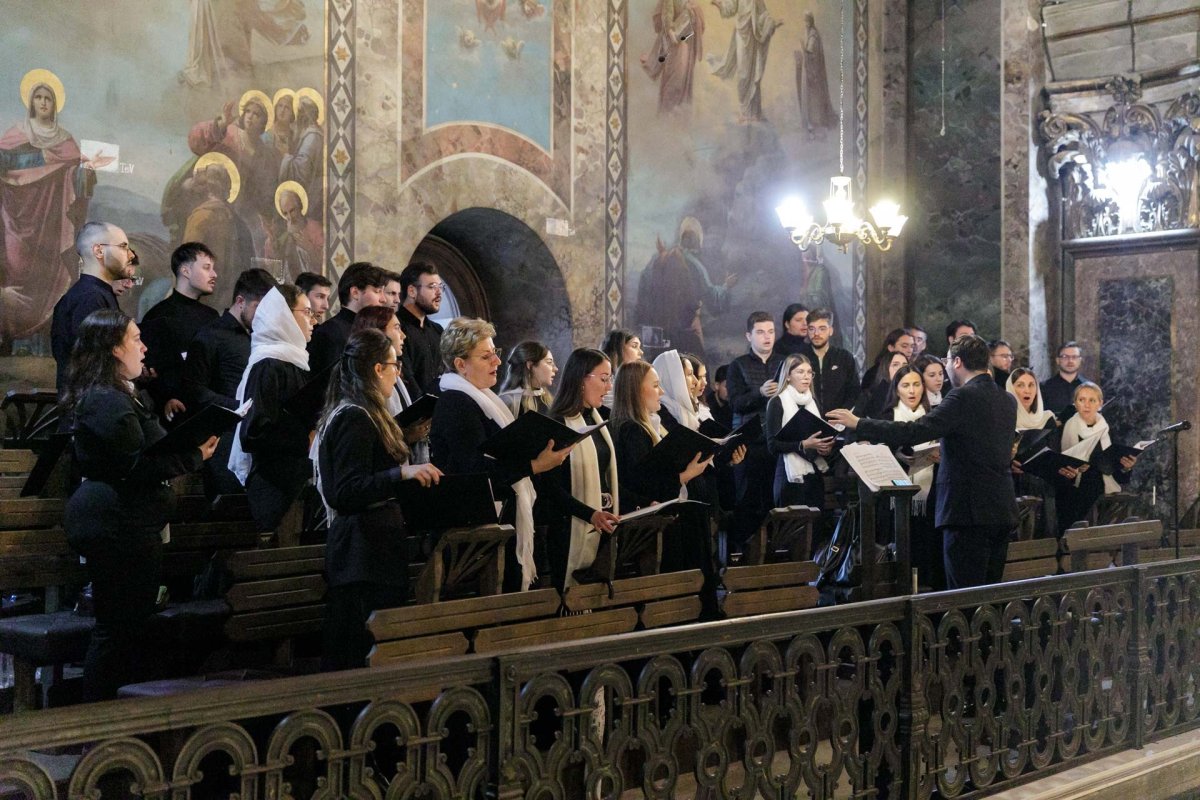 Liturghie arhierească și hirotonie în a doua zi de pelerinaj 343858