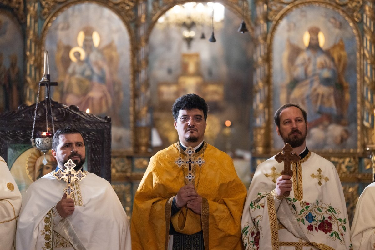 Revederea promoției 2005 a Facultății „Justinian Patriarhul” 343884