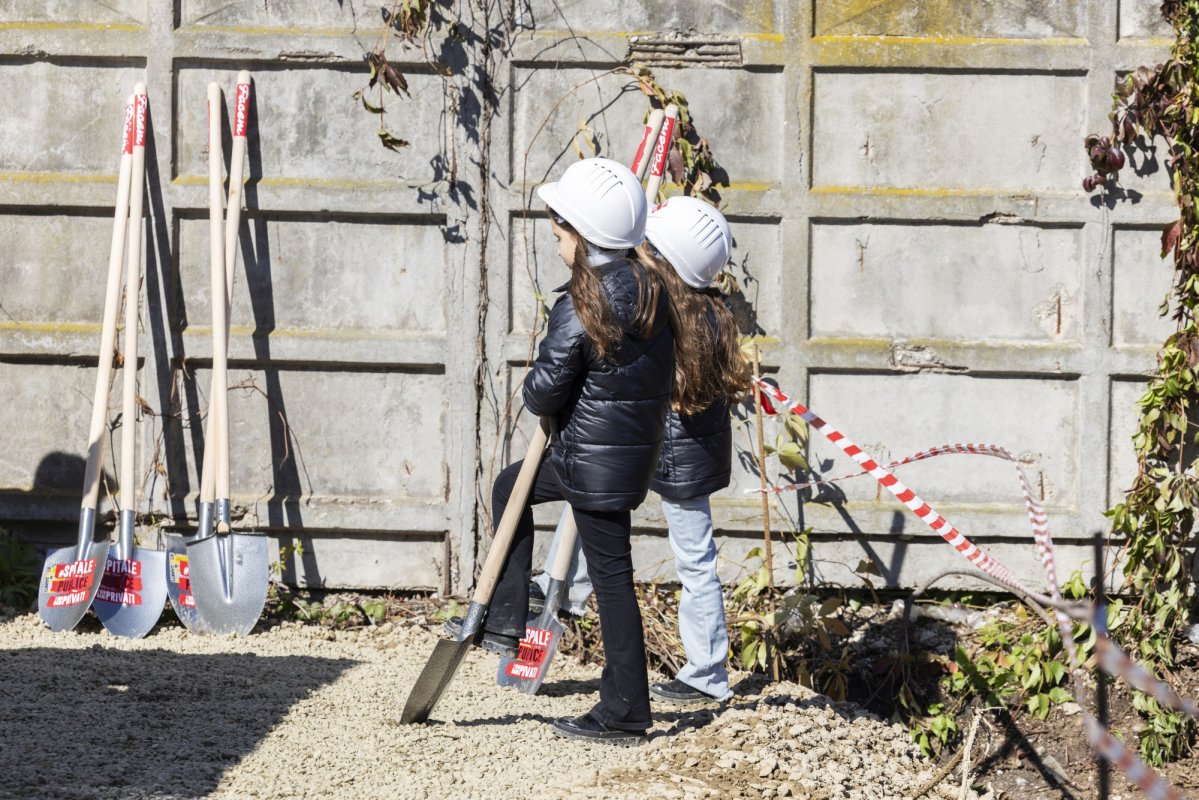 Începutul unui nou centru de psihiatrie pediatrică în București 344093