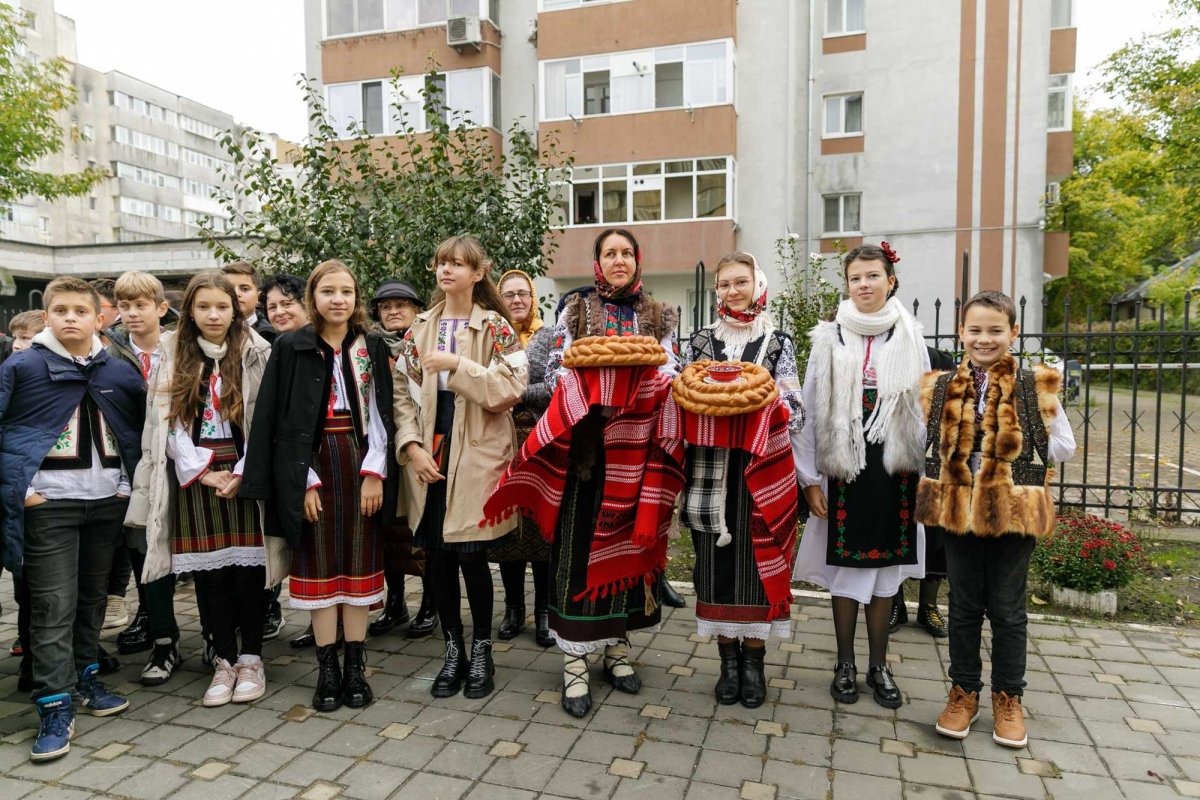 Biserica „Sfânta Vineri” din Iași, binecuvântată de doi ierarhi 344179