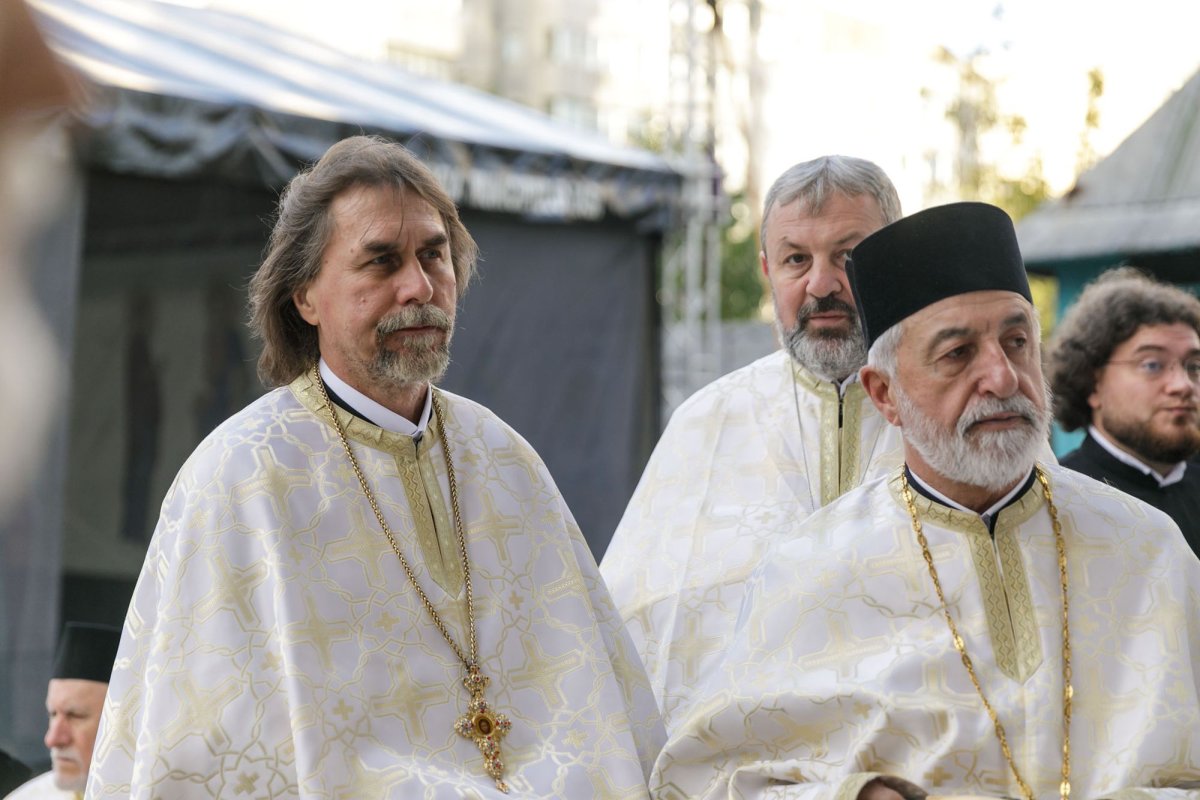 Biserica „Sfânta Vineri” din Iași, binecuvântată de doi ierarhi 344189