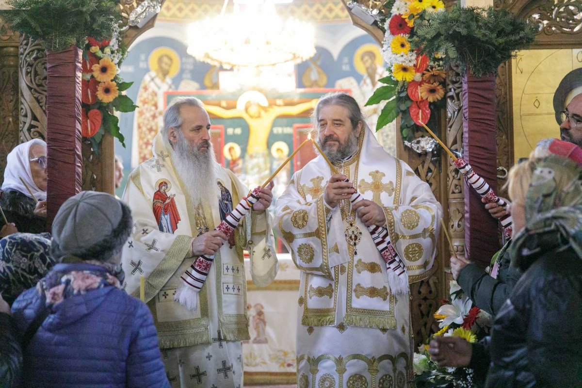 Biserica „Sfânta Vineri” din Iași, binecuvântată de doi ierarhi 344201