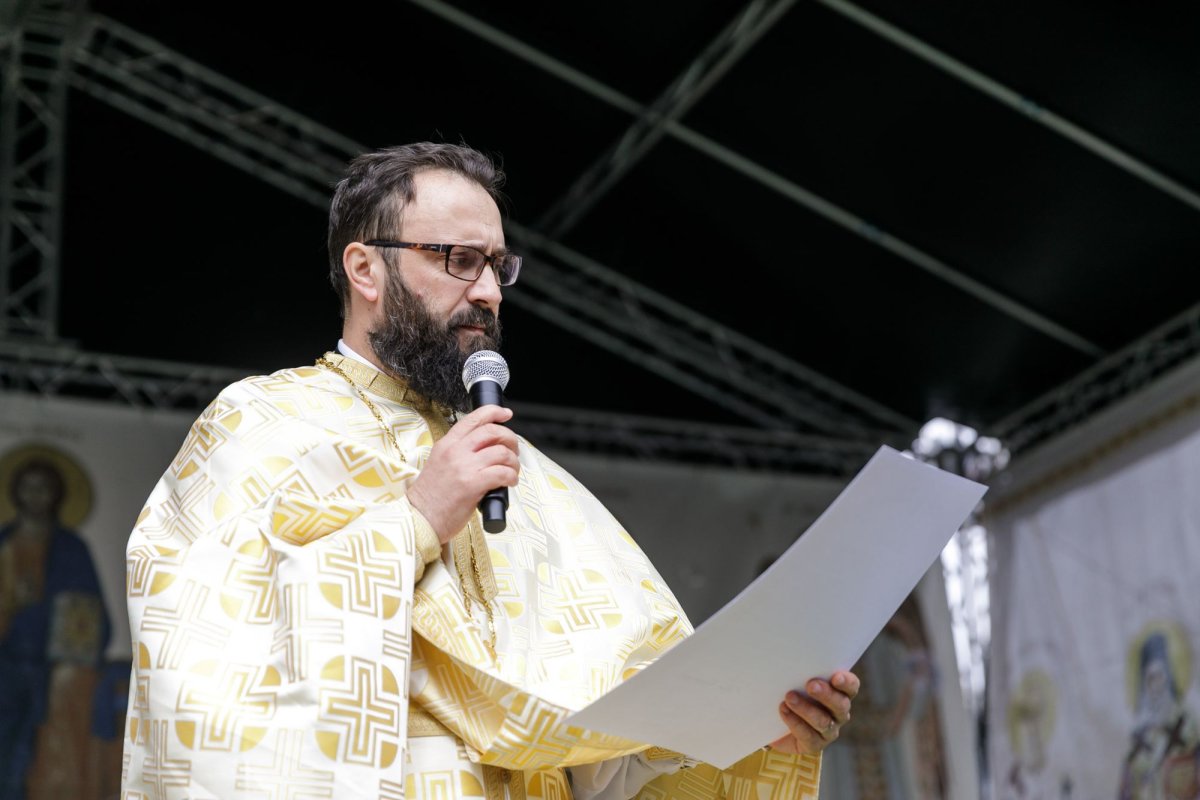 Biserica „Sfânta Vineri” din Iași, binecuvântată de doi ierarhi 344221