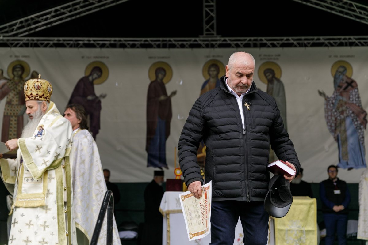 Biserica „Sfânta Vineri” din Iași, binecuvântată de doi ierarhi 344233