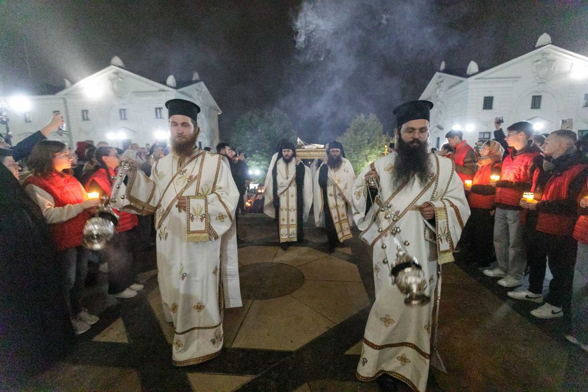 Moaștele Sfântului Grigorie Palama au sosit la Iași 344247