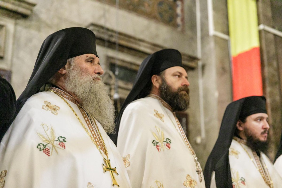 Moaștele Sfântului Grigorie Palama au sosit la Iași 344256