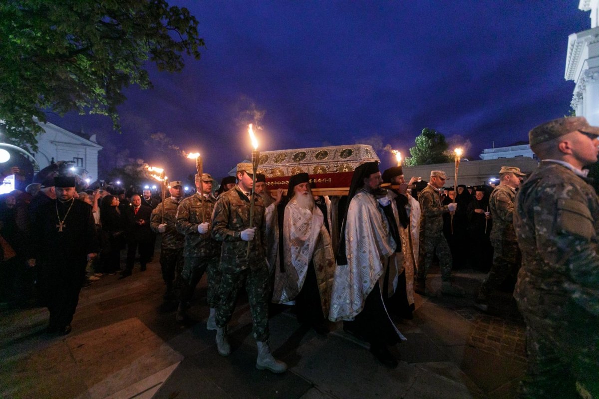 Sfânta Parascheva și Sfântul Grigorie Palama, purtați în rugăciune pe „Calea Sfinților” 344369