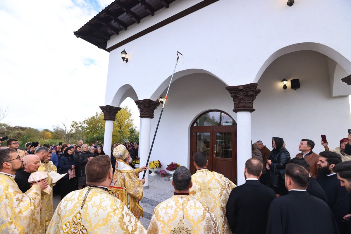 Împlinire în parohia vrânceană Hângulești 344384