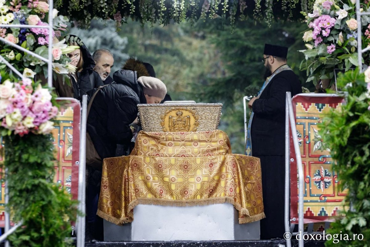 Cinstire Ocrotitoarei Moldovei 344429