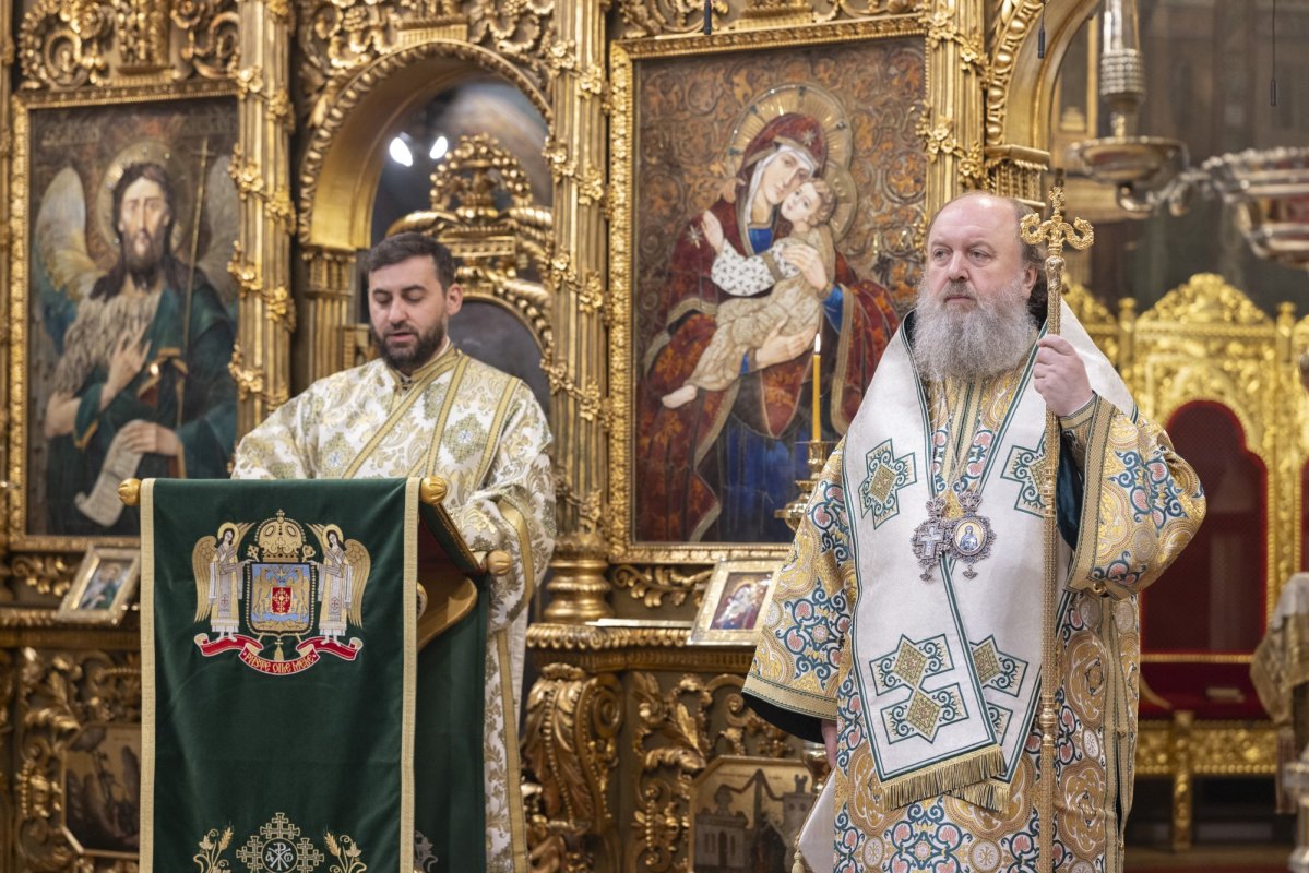 Hirotonie la Catedrala Patriarhală din București 344553