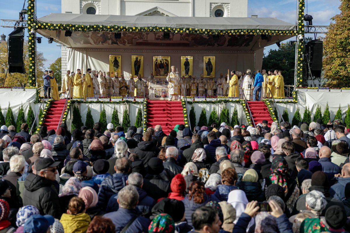 Peste 30.000 de suflete unite în rugăciune în capitala Moldovei 344506