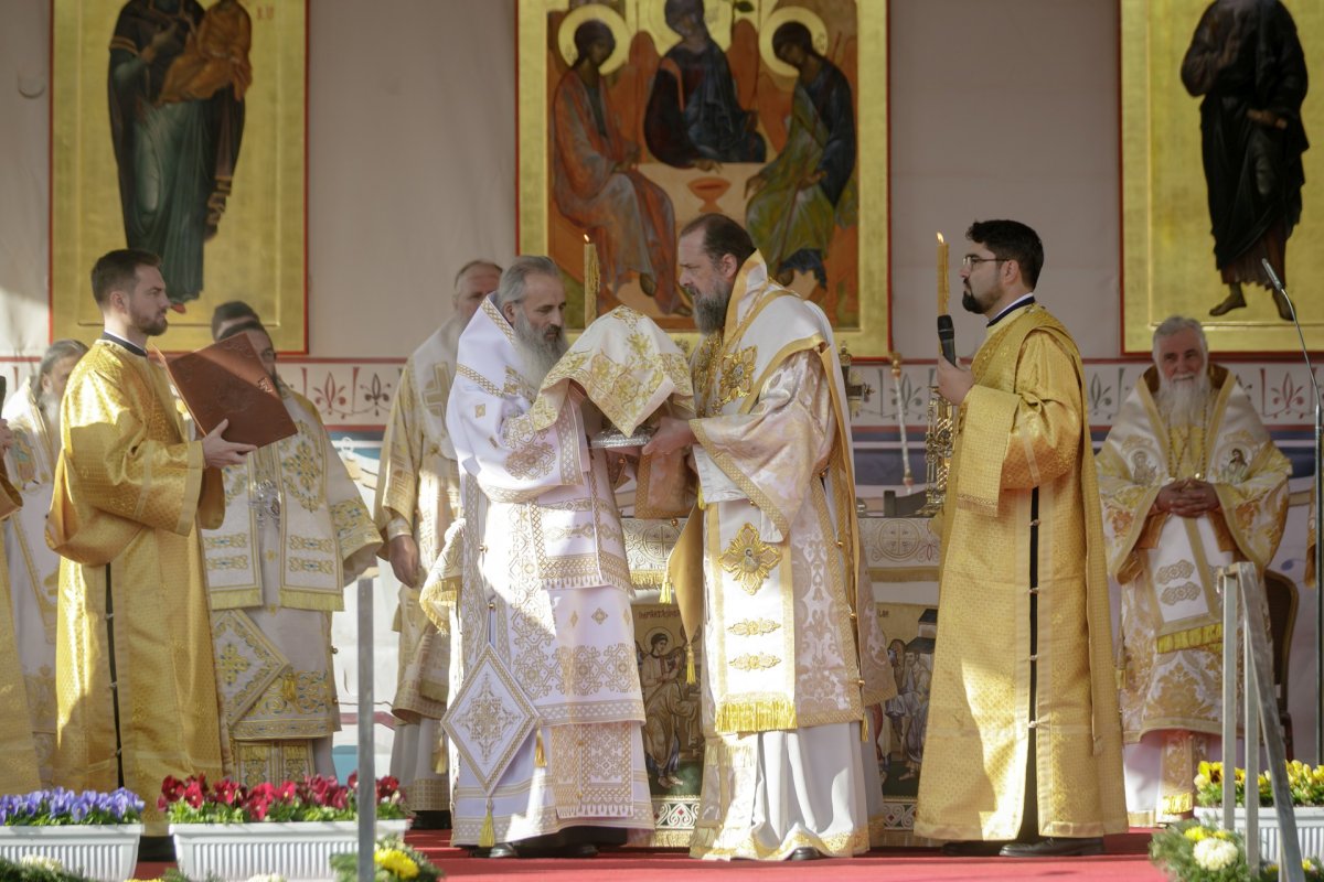 Peste 30.000 de suflete unite în rugăciune în capitala Moldovei 344508