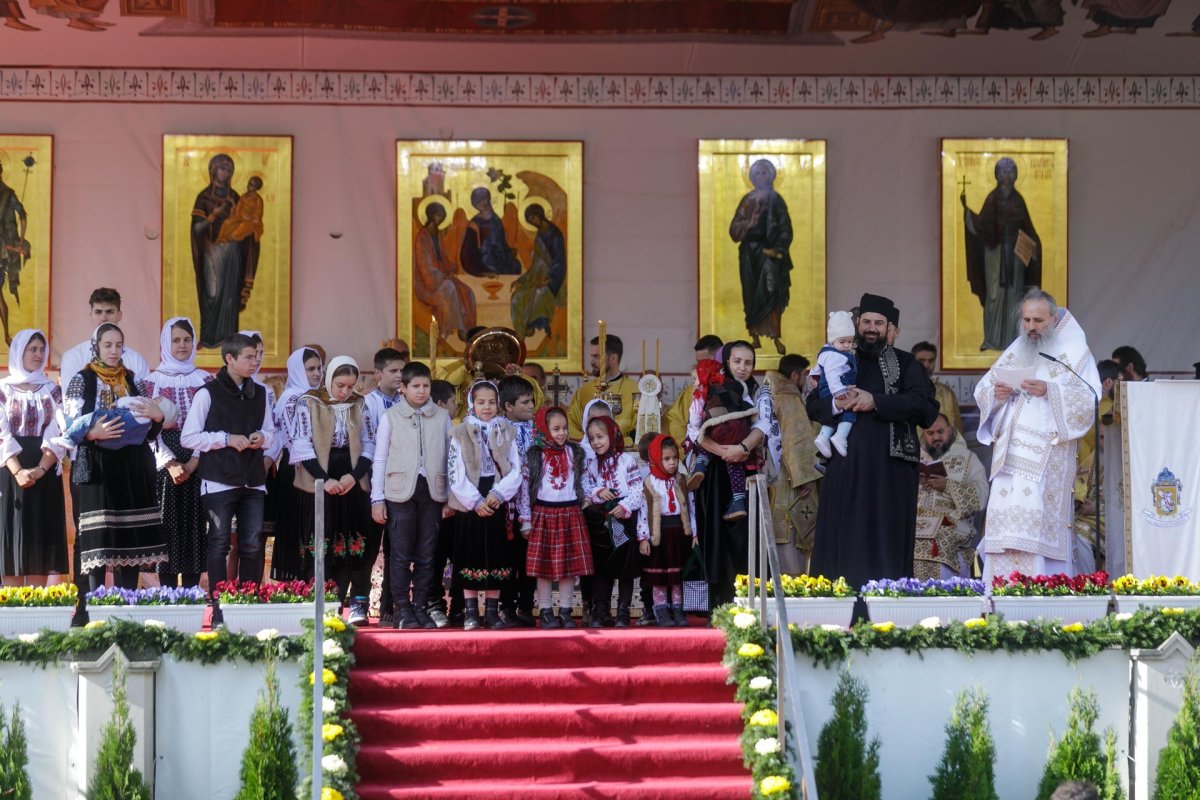 Peste 30.000 de suflete unite în rugăciune în capitala Moldovei 344514