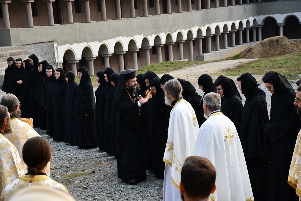 Bucurie duhovnicească la Mănăstirea Nera din județul Caraș-Severin 344689