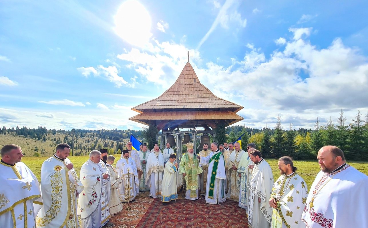 Hramul Mănăstirii Râșca Transilvană 344646