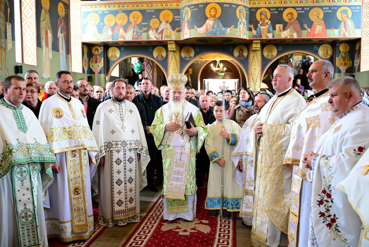 Hramul Mănăstirii Râșca Transilvană 344648