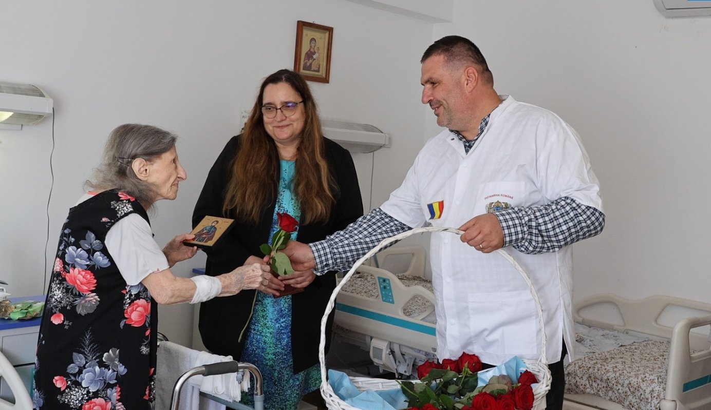 Daruri oferite pacienților de la Centrul de îngrijiri paliative „Sfântul Nectarie” 344763