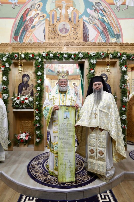 Târnosirea bisericii Schitului „Sfânta Cuvioasă Parascheva” din Strâmtura, Maramureş 344756