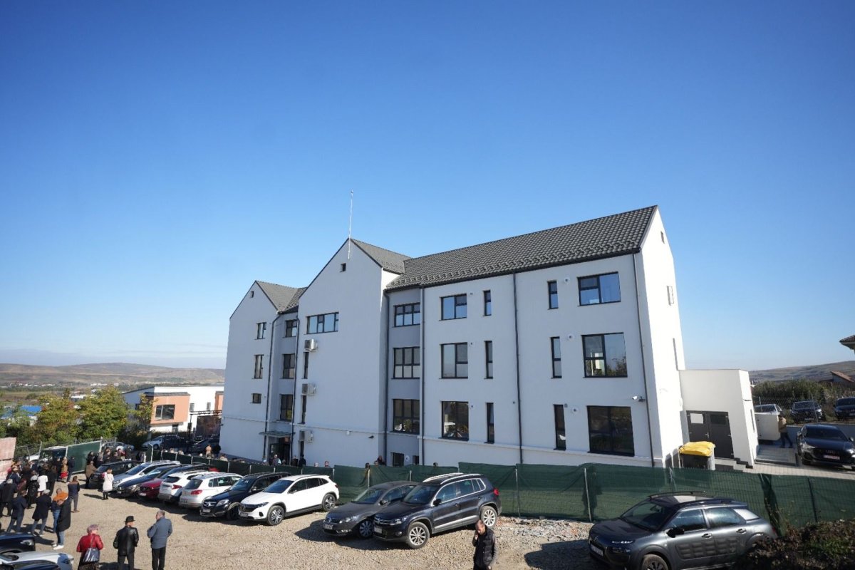 Sfințirea și inaugurarea Centrului de îngrijiri paliative pediatrice „Sfântul Hristofor” din Sânnicoară 344890