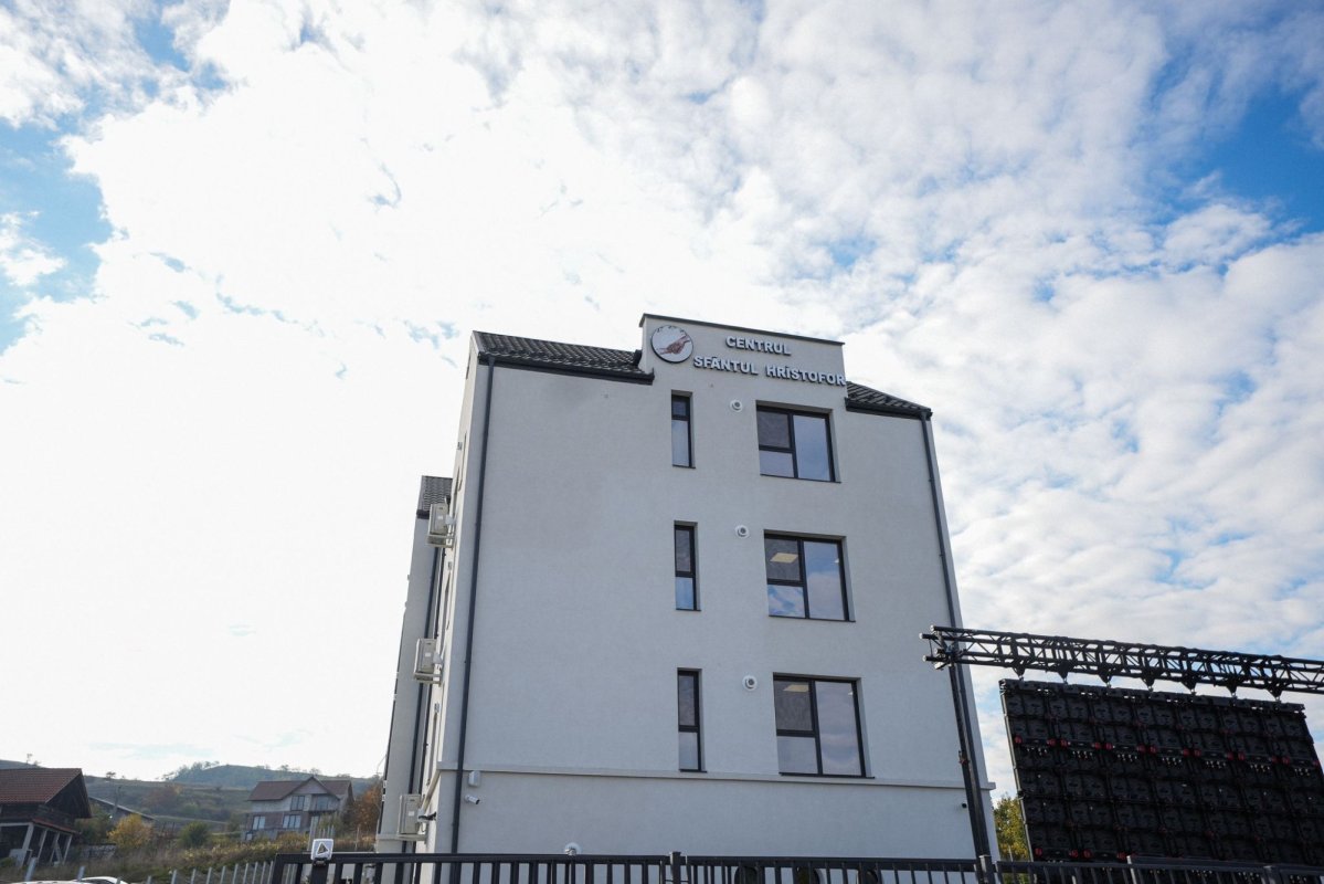 Sfințirea și inaugurarea Centrului de îngrijiri paliative pediatrice „Sfântul Hristofor” din Sânnicoară 344896