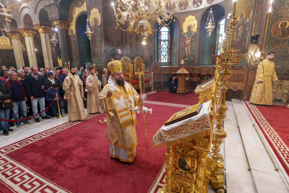 Binecuvântare pentru credincioșii bucureșteni 345235