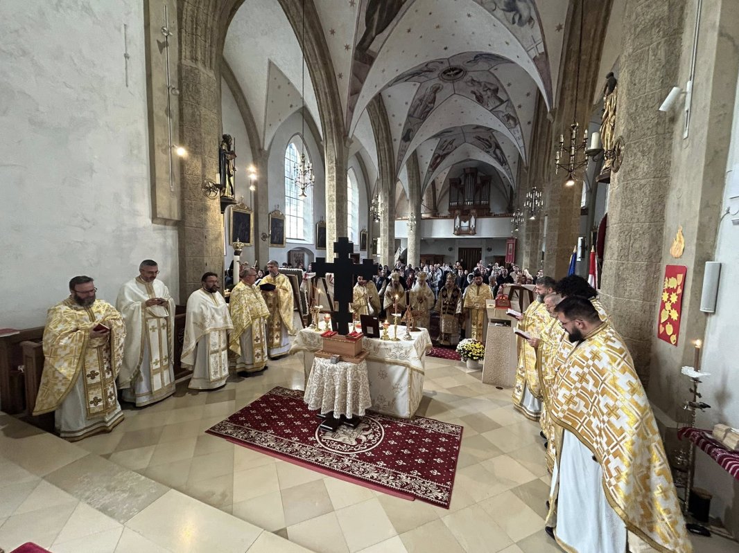 Pelerinaj la citadela din Kufstein în Anul Centenar al Patriarhiei Române 345245