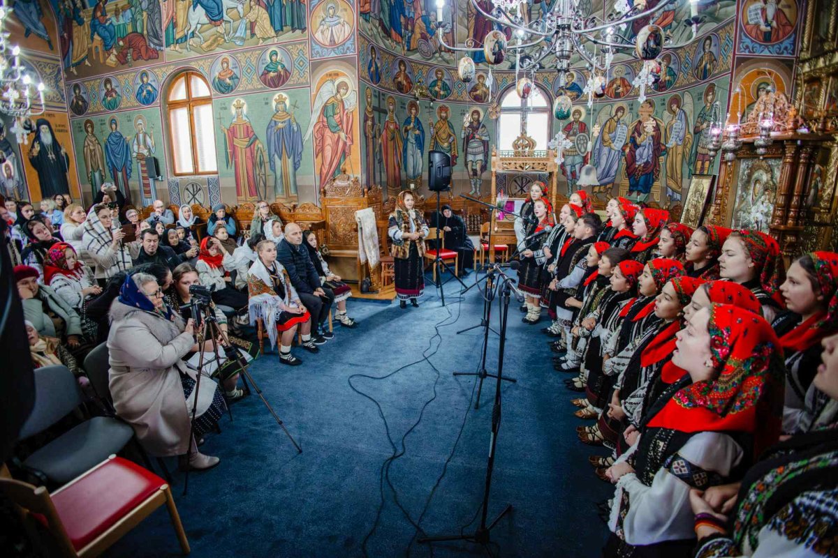 Peste 300 de copii la Concursul de pricesne  și cântece patriotice „Pentru Tine, Doamne!” 345233