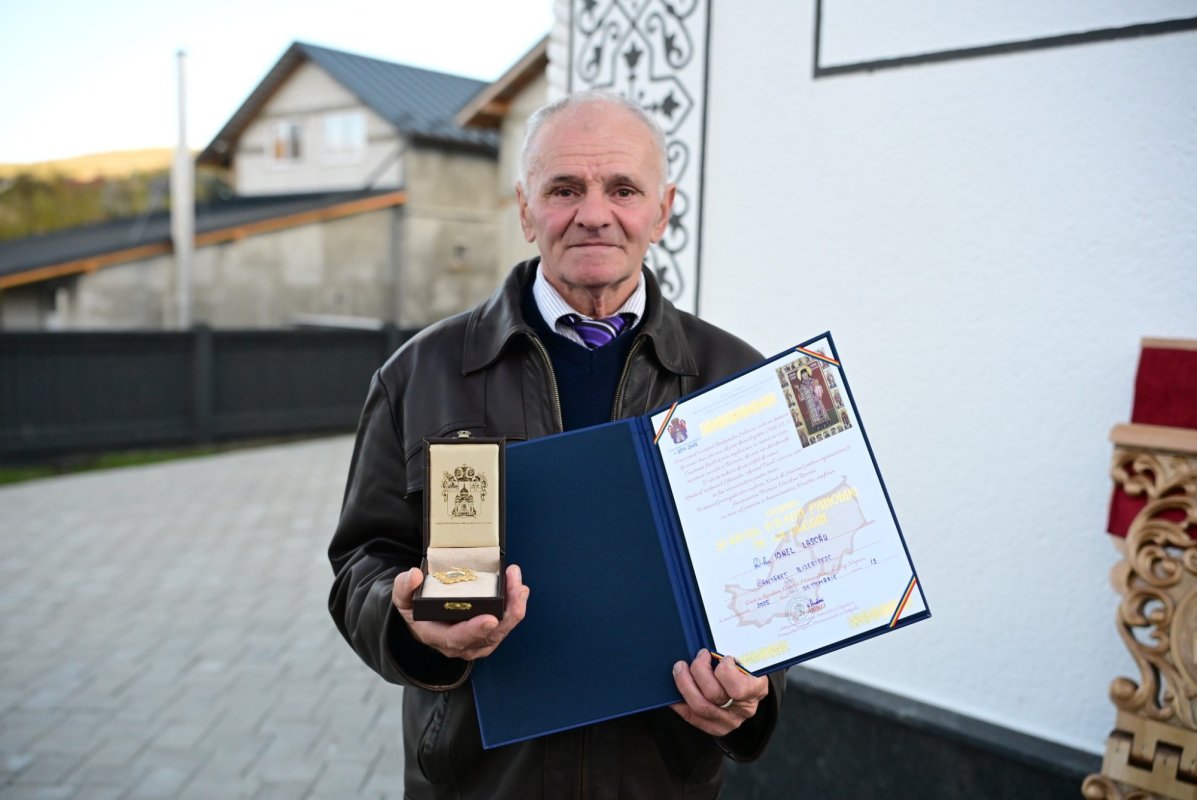 Resfințirea bisericii din Jichișu de Jos, judeţul Cluj 345218