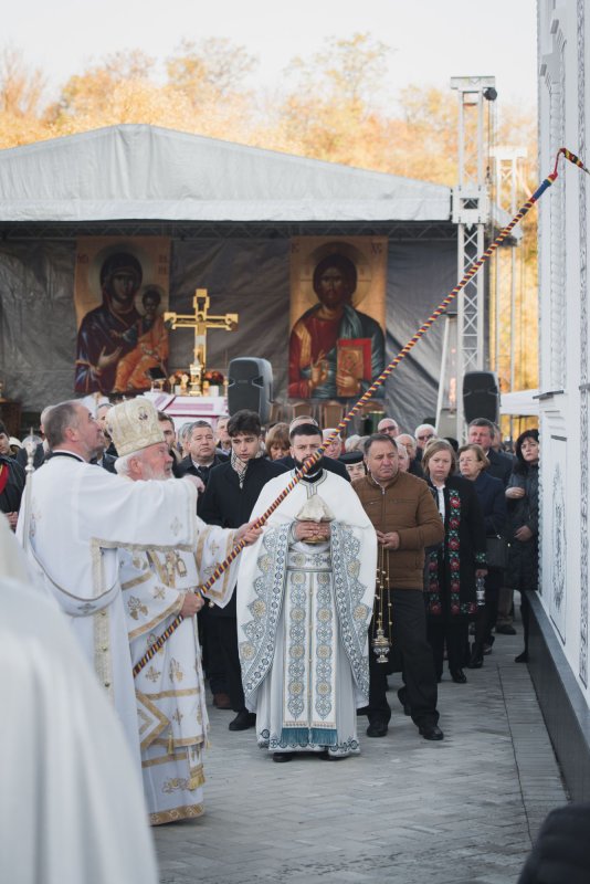 Resfințirea bisericii din Jichișu de Jos, judeţul Cluj 345220