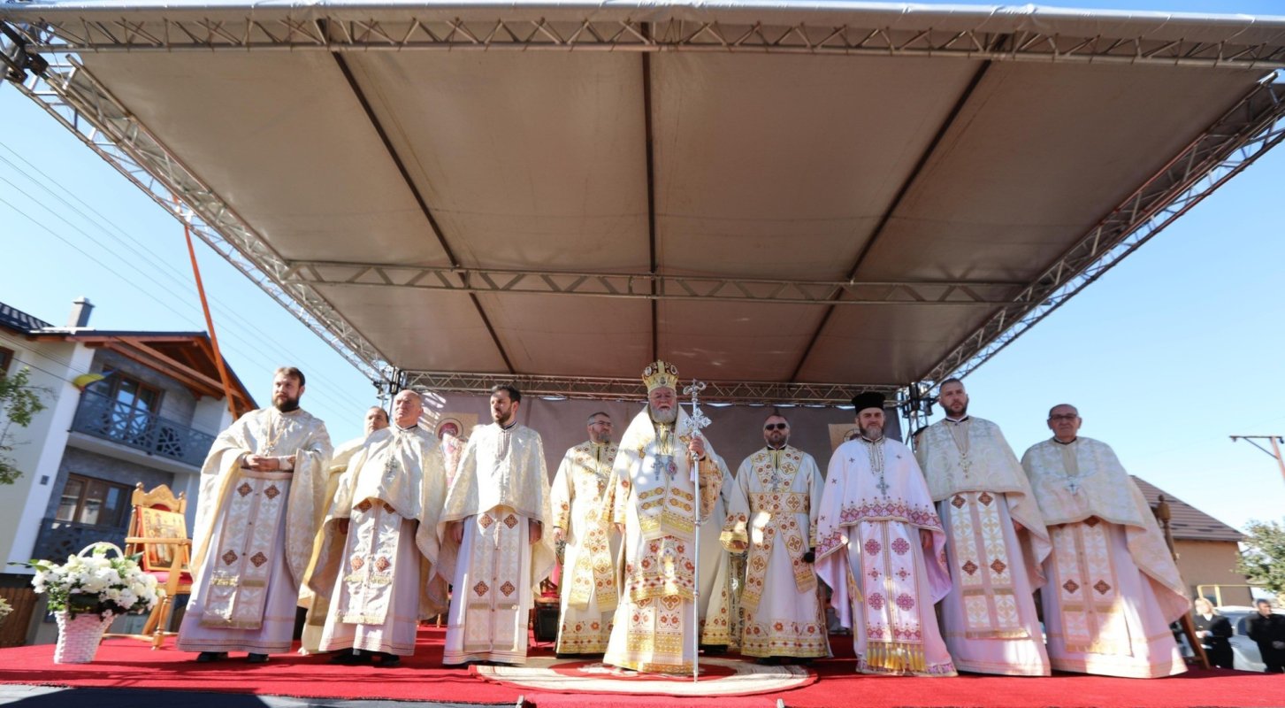 Binecuvântarea arhierească în Parohia Săsar, Maramureş 345305