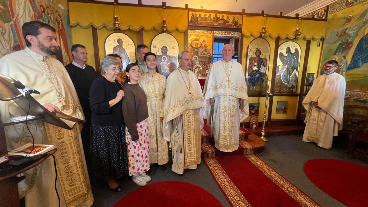 Părintele profesor Viorel Ioniță - 80 de ani de viaţă în Hristos, de slujire și dăruire 345275