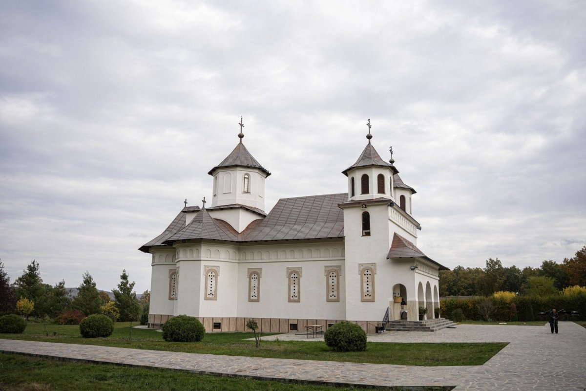 Întâlnirea „Obștii rugătoare a Sălajului «Sfânta Anastasia Șaguna»” la Mănăstirea Bobota 345454
