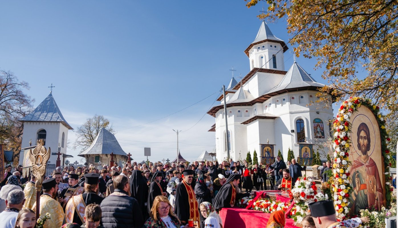 Moaștele Sfântului Ioan cel Nou, în pelerinaj în Arhiepiscopia Sucevei și Rădăuților 345446