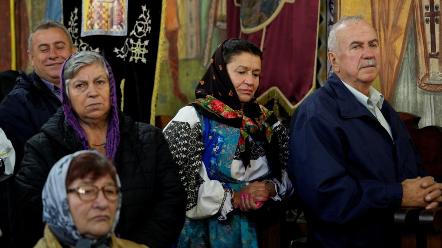 Icoana-relicvar a Sfântului Dumitru Stăniloae a ajuns la Vlădeni 345764